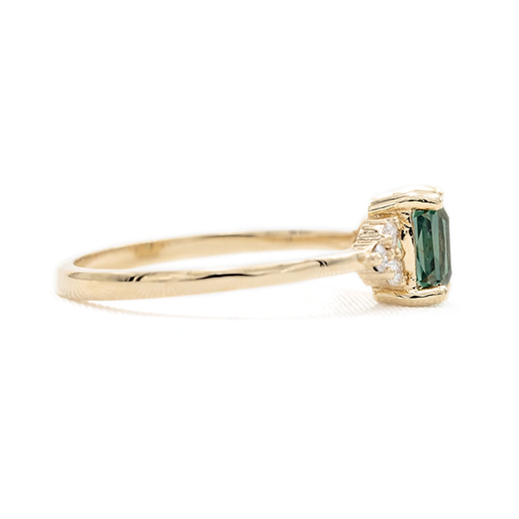 Anillo Zafiro Verde Racimo Diamantes
