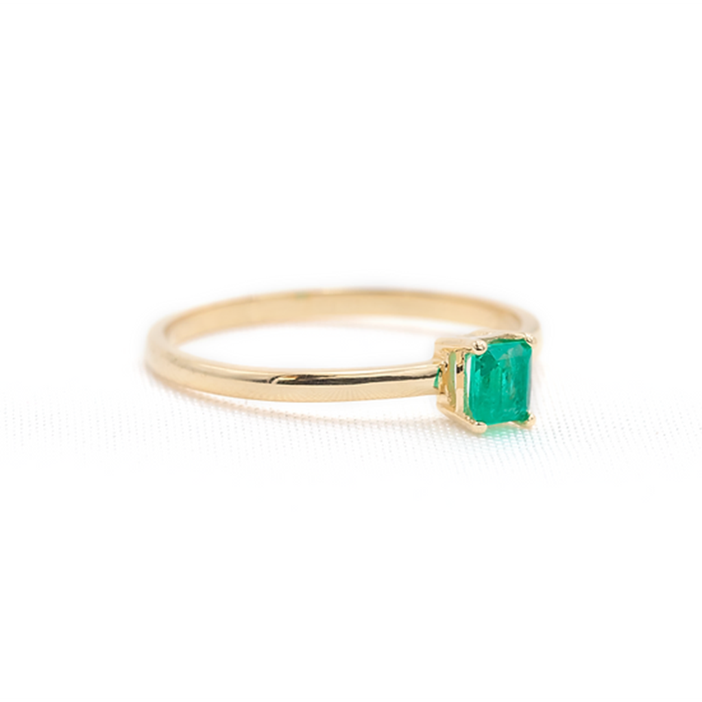 Anillo Solitario Esmeralda