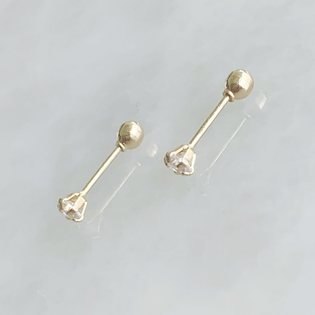 Aretito de Circonia en Oro Amarillo 14K AR-OA-14-91-16US