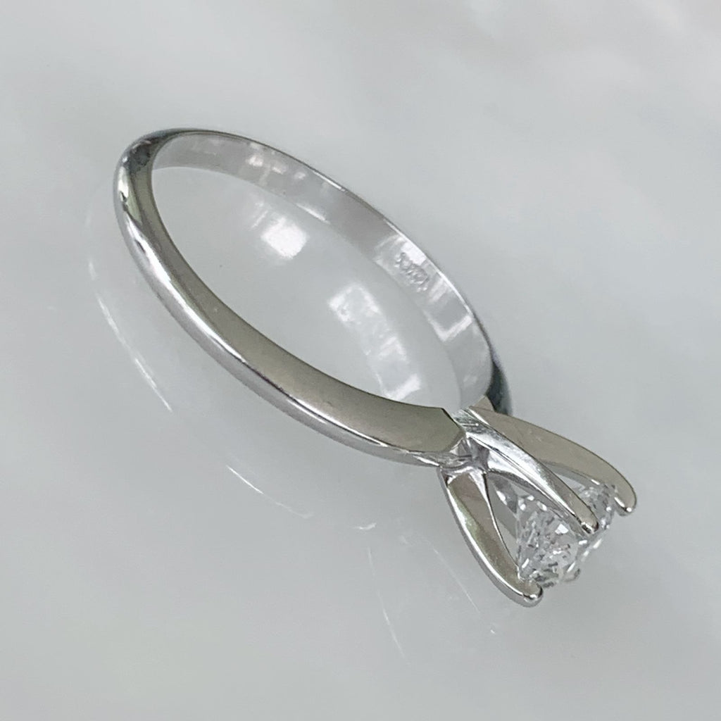 ANILLO DE COMPROMISO CON DIAMANTE ORO BLANCO BR-OB-14-101-1049US