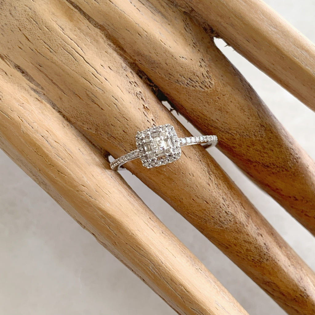 ANILLO DE COMPROMISO CON DIAMANTE ORO BLANCO BR-OB-14-91-249C