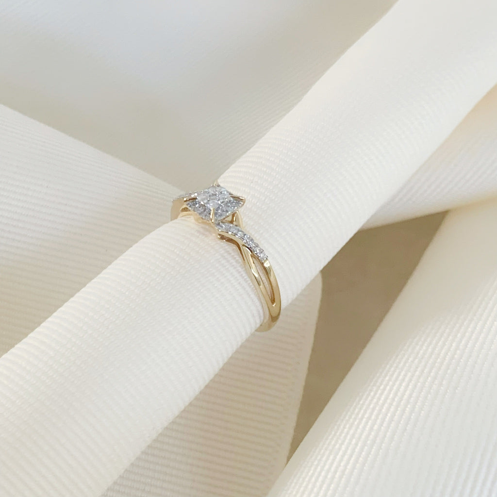 ANILLO DE COMPROMISO CON DIAMANTE ORO AMARILLO BR-OA-14-91-299-10