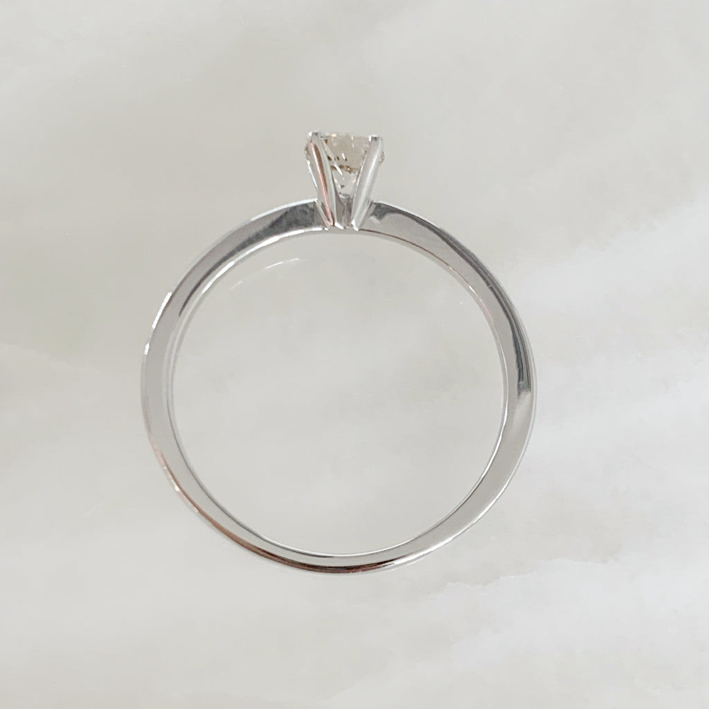 ANILLO DE COMPROMISO CON DIAMANTE ORO BLANCO BR-OB-14-91-399-08