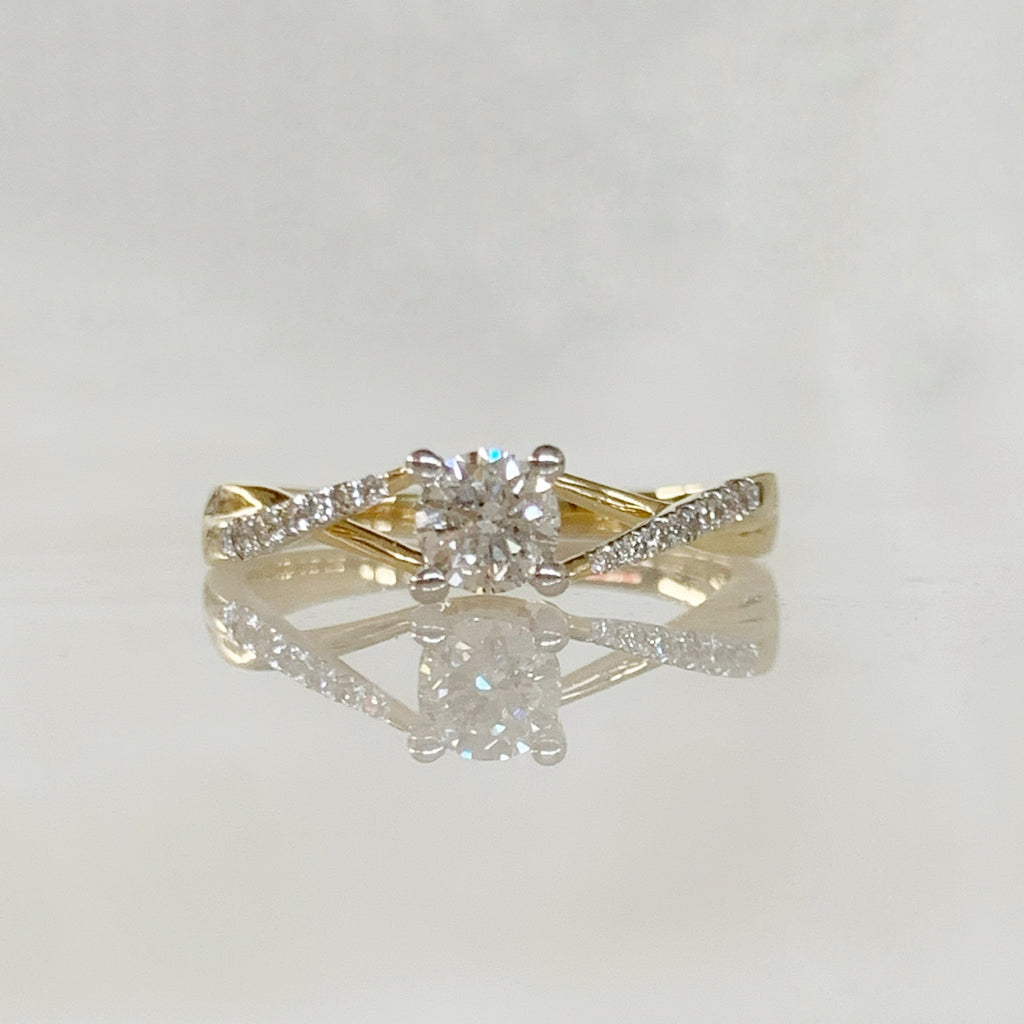 ANILLO DE COMPROMISO CON DIAMANTE ORO AMARILLO BR-OA-14-91-599-05