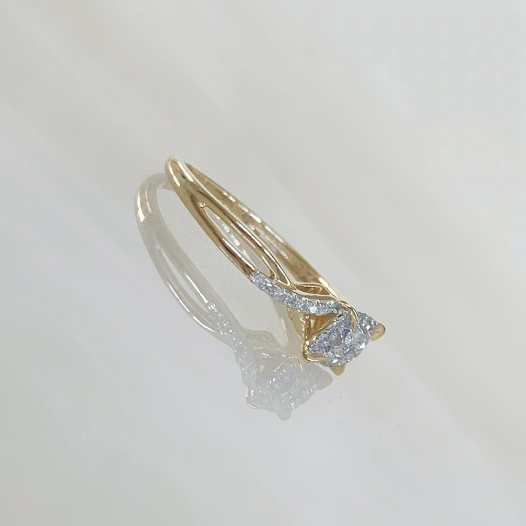 ANILLO DE COMPROMISO CON DIAMANTE ORO AMARILLO BR-OA-14-91-299-10