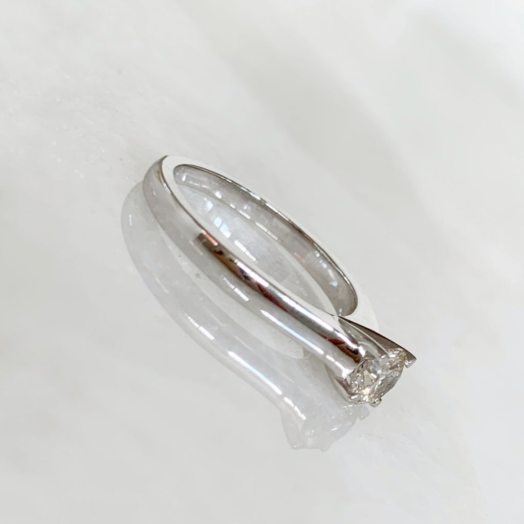 ANILLO DE COMPROMISO CON DIAMANTE ORO BLANCO BR-OB-14-91-699-05
