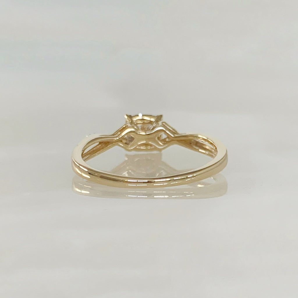 ANILLO DE COMPROMISO CON DIAMANTE ORO AMARILLO BR-OA-14-91-299-10