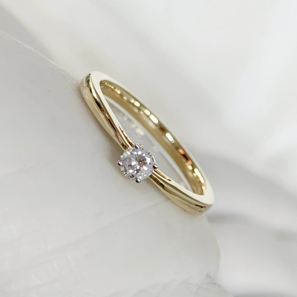 ANILLO DE COMPROMISO CON DIAMANTE ORO AMARILLO BR-OA-14-91-299-03